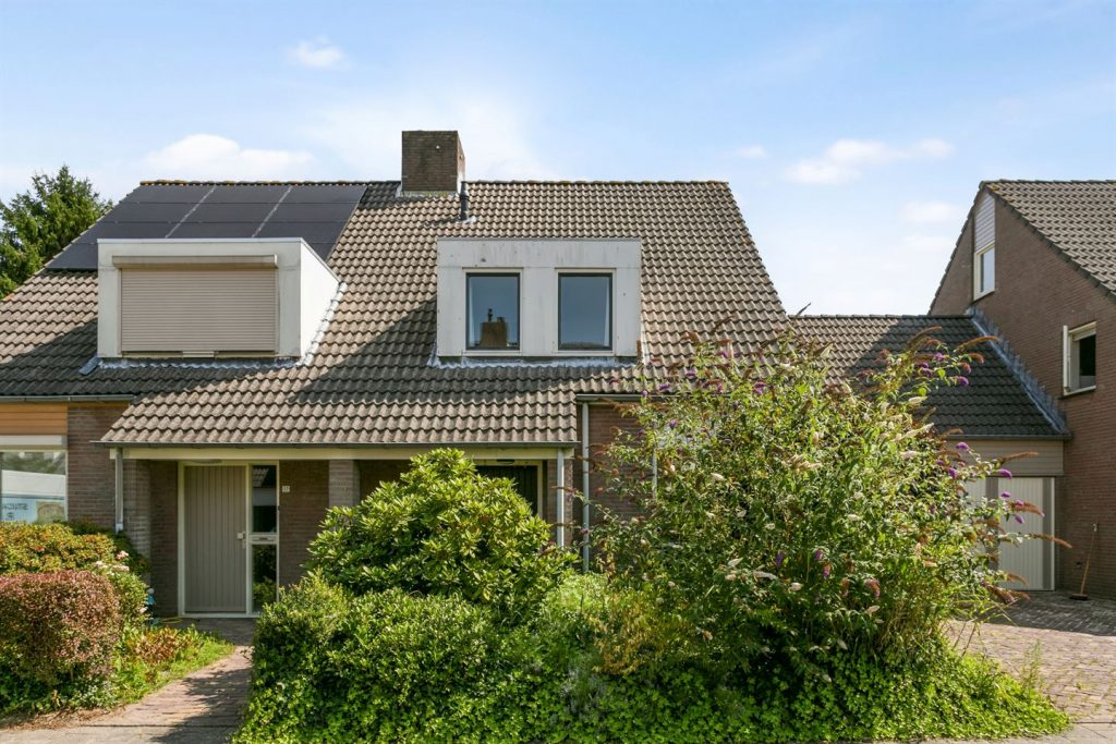 Bricknet - Woonhuis - Koop - Hooiland 19 5663 HL Geldrop Noord-Brabant
