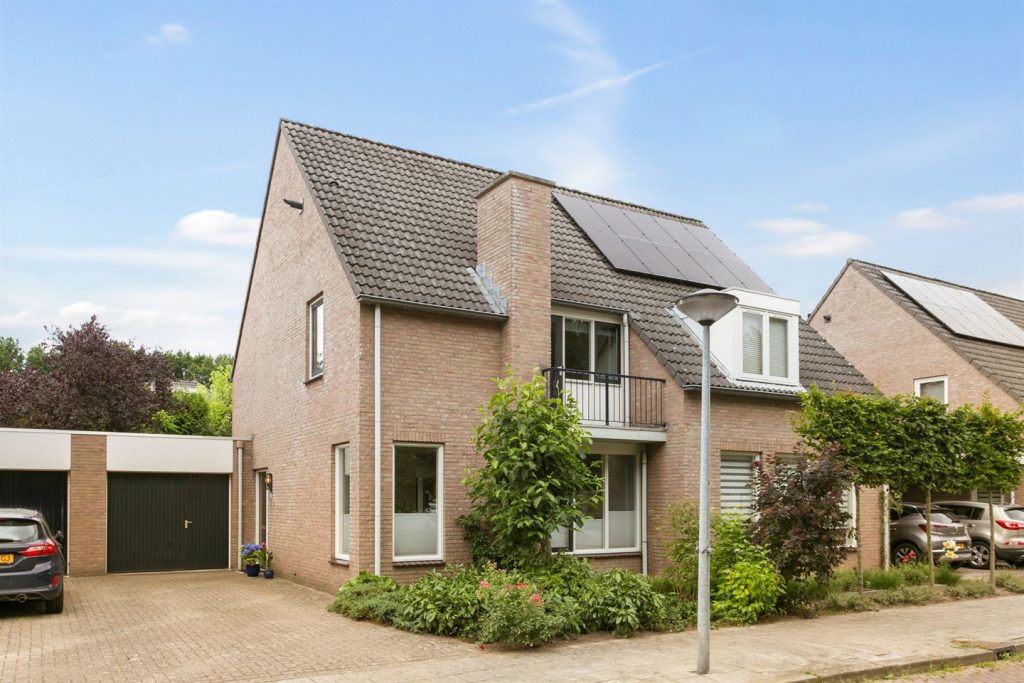 Bricknet - Woonhuis - Koop - Varendonk 5 5583 GR Waalre Noord-Brabant