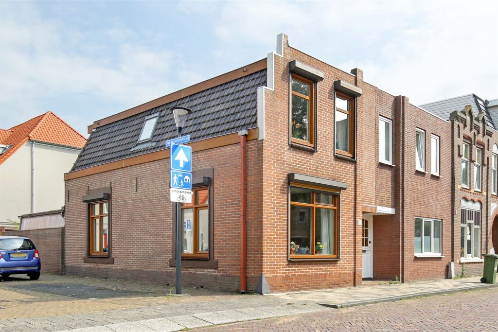 Bricknet - Woonhuis - Koop - Romerkerkweg 51 1943 EV Beverwijk Noord-Holland