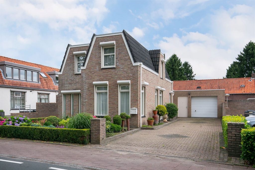 Bricknet - Woonhuis - Koop - Meester Bierensweg 41 4841 AJ Prinsenbeek Noord-Brabant