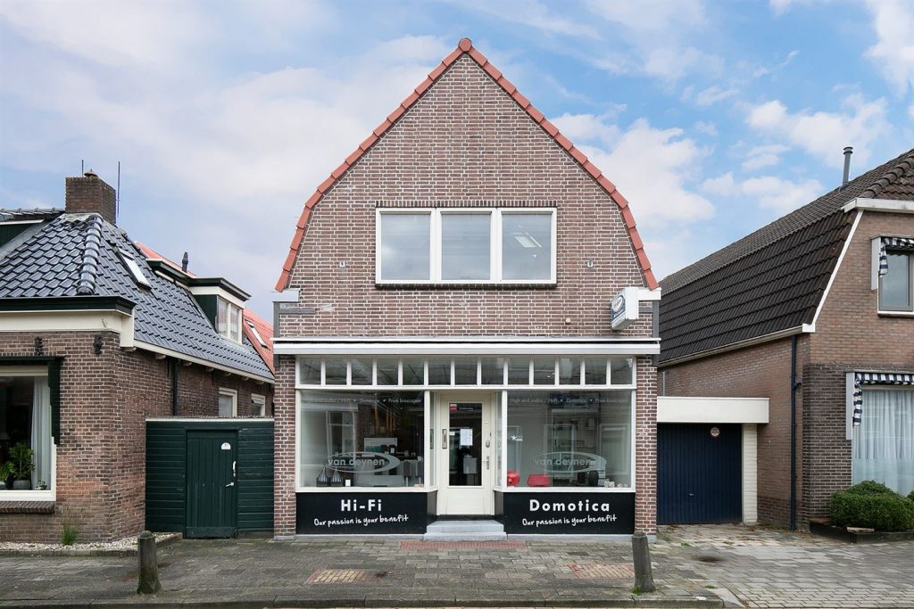 Bricknet - Woonhuis - Koop - Kerkstraat 33 8521 JW Sint Nicolaasga Friesland