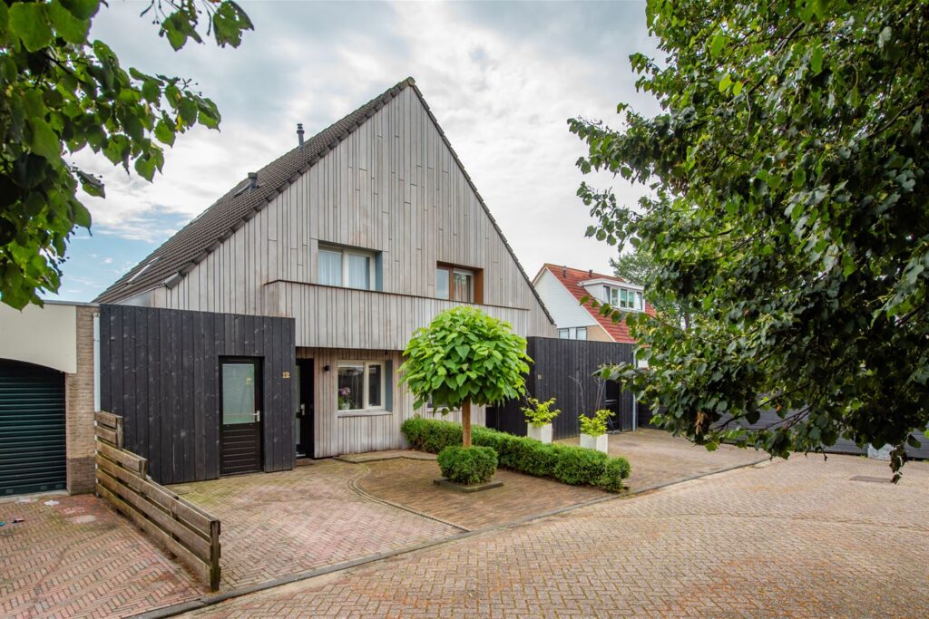 Bricknet - Woonhuis - Koop - De Lange Akker 12 1733 LX Nieuwe Niedorp Noord-Holland