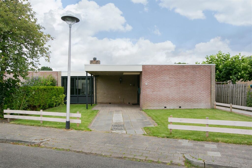 Bricknet - Woonhuis - Koop - Kwekerslaan 12 9679 EN Scheemda Groningen