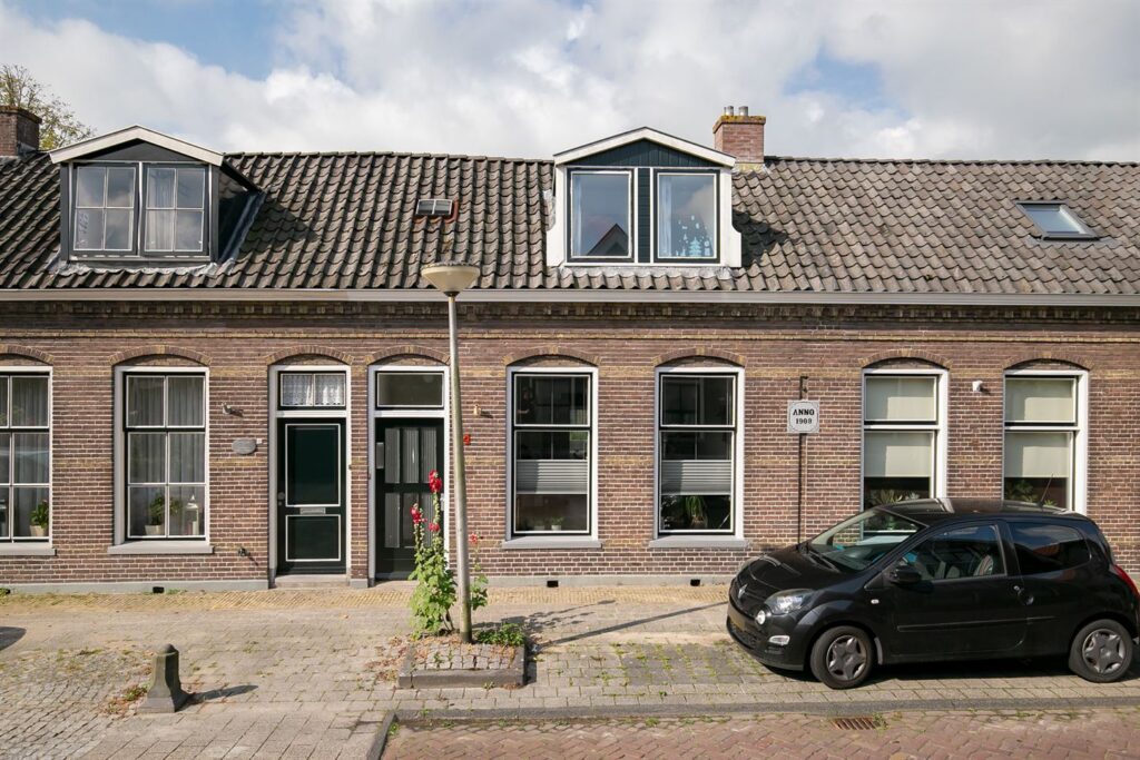 Bricknet - Woonhuis - Koop - Begine 44 8711 BK Workum Friesland