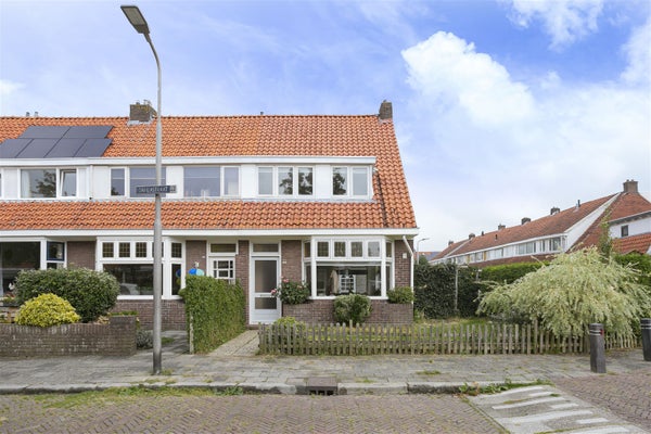 Bricknet - Woonhuis - Koop - 30 8922 CX Leeuwarden (Bloemenbuurt)
