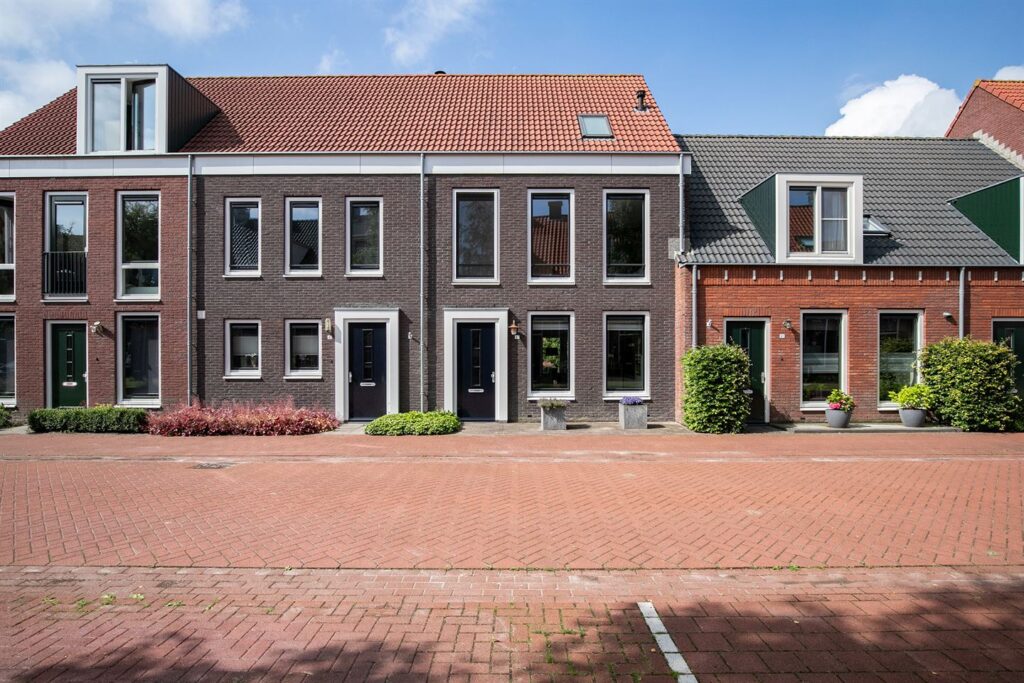 Bricknet - Woonhuis - Koop - Buorkerij 43 8941 AH Leeuwarden Friesland