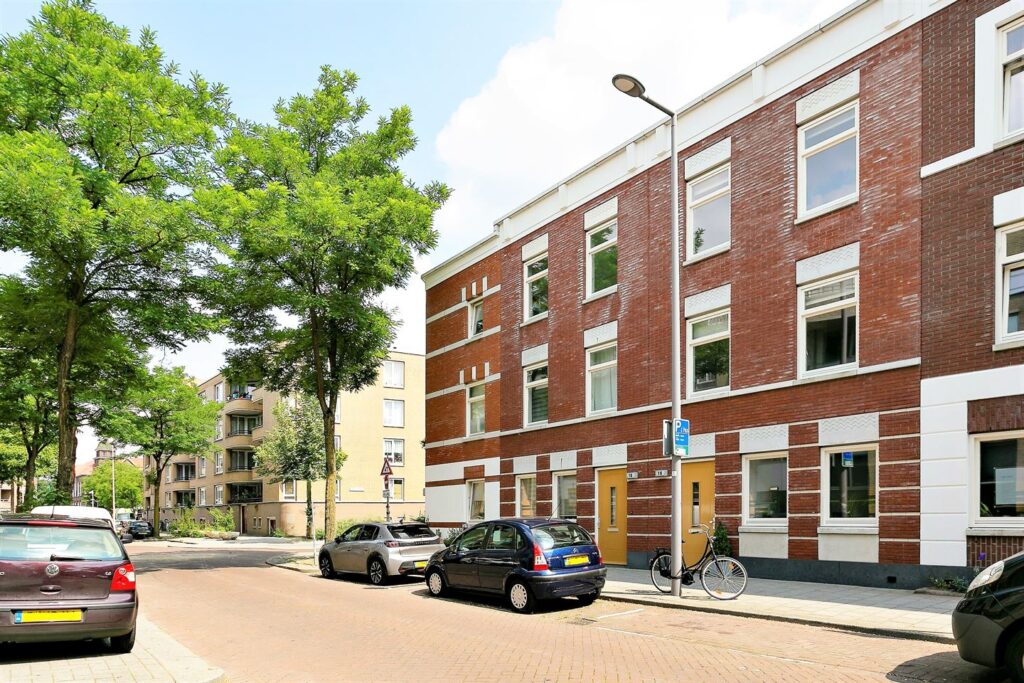 Bricknet - Woonhuis - Koop - 1e Pijnackerstraat 18 3036 GJ Rotterdam Zuid-Holland