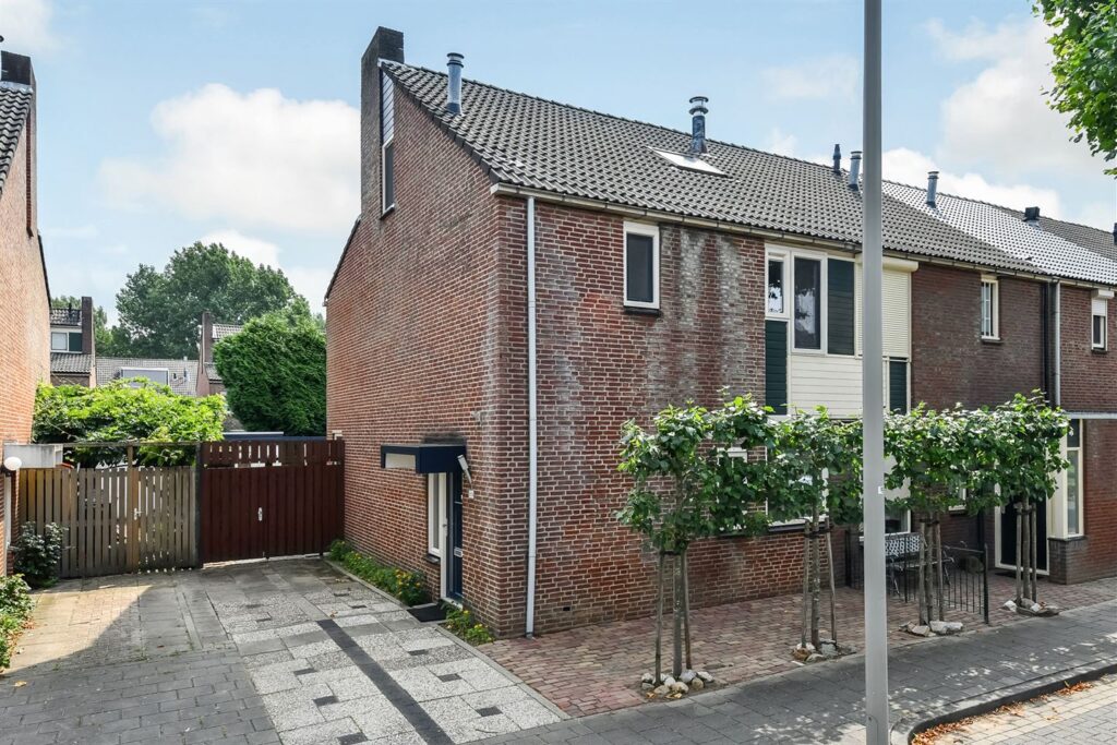 Bricknet - Woonhuis - Koop - Bredasingel 125 6843 RC Arnhem Gelderland